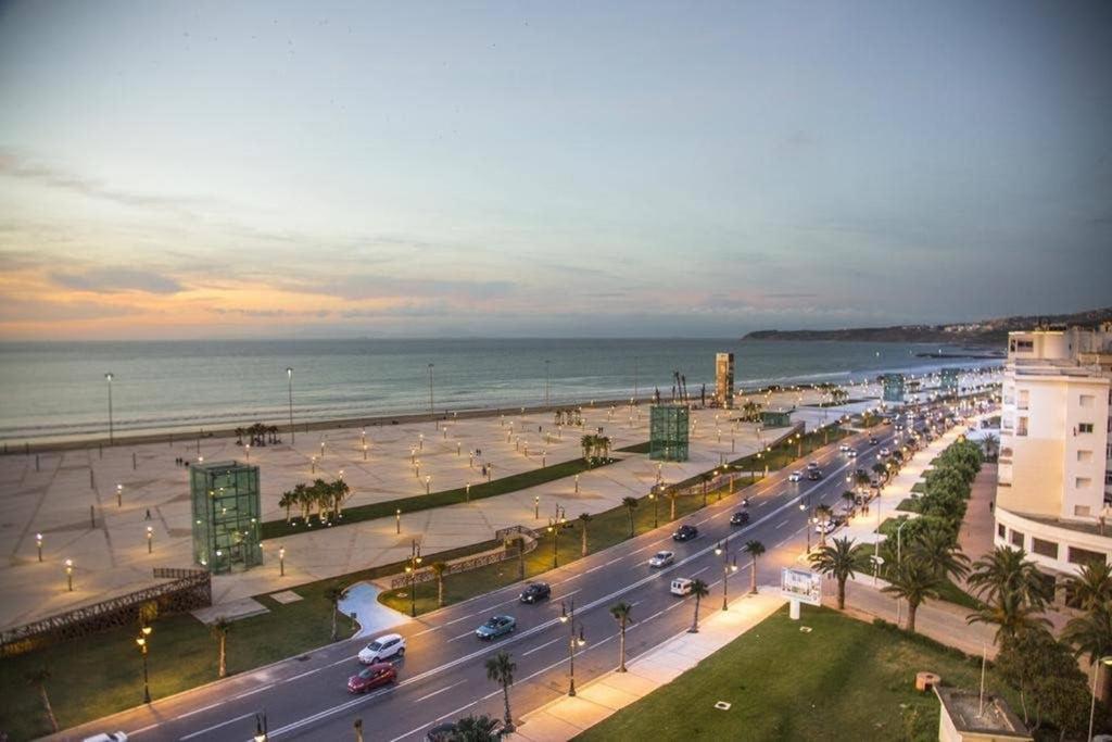 Vue Sur Mer Avec 2 Terrasses - 100M² - Sur La Cote Tanger Buitenkant foto